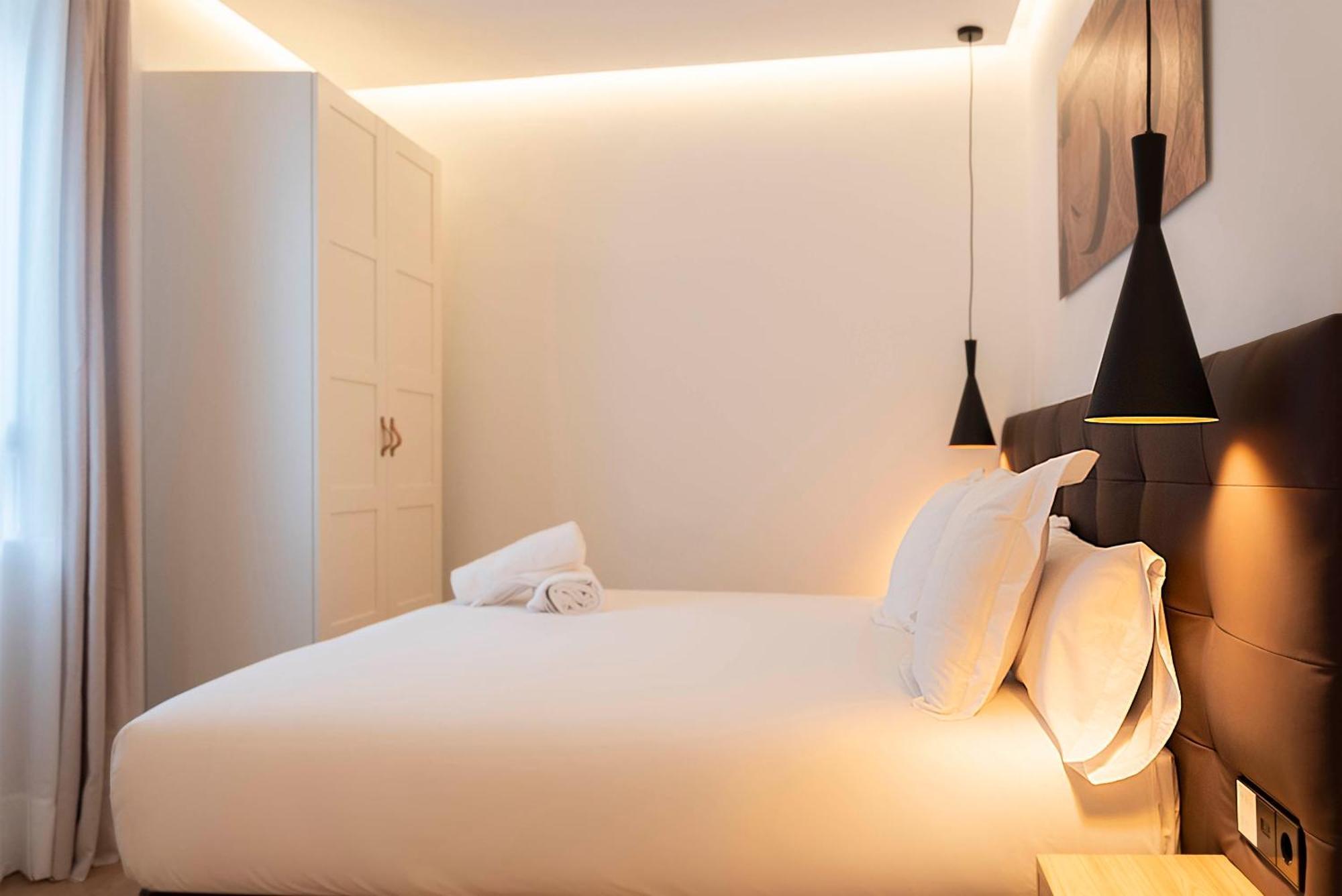 Woohoo Rooms Boutique Luna Madri Exterior foto